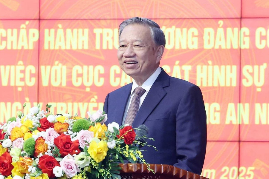80 năm - Vinh quang Công an nhân dân Việt Nam