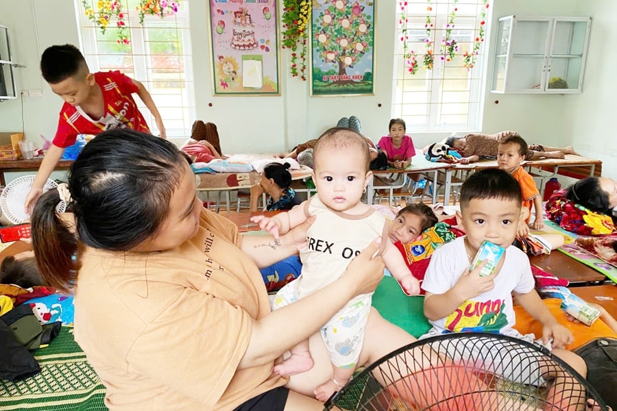 Đón bão tại vị trí tránh trú tạm thời