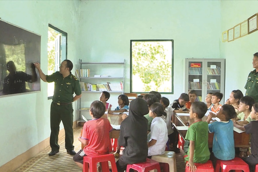 Người con của buôn làng