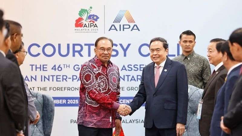 Chủ tịch Quốc hội Trần Thanh Mẫn hội kiến Thủ tướng Malaysia Dato' Seri Anwar Ibrahim
