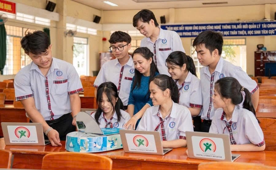 Giáo viên được hưởng lợi từ chính sách mới về dạy thêm giờ