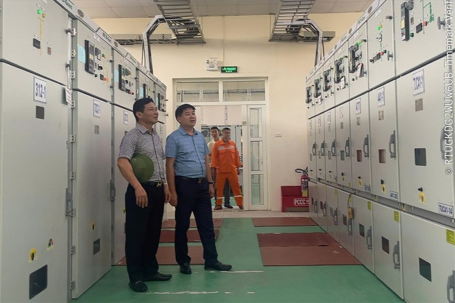 EVNNPC triển khai quyết liệt các phương án ứng phó bão số 10