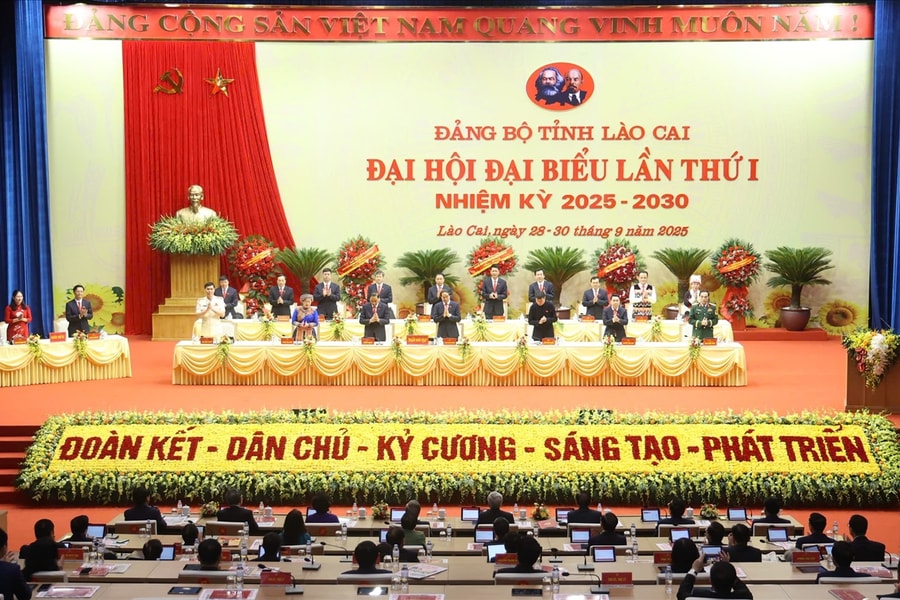 Đại hội Đảng bộ tỉnh Lào Cai lần thứ I tập trung thảo luận 17 Đề án trọng tâm