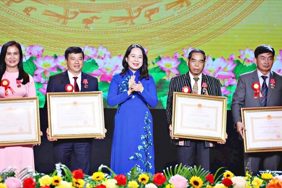 Phó Chủ tịch nước Võ Thị Ánh Xuân dự Đại hội thi đua yêu nước tỉnh Lâm Đồng