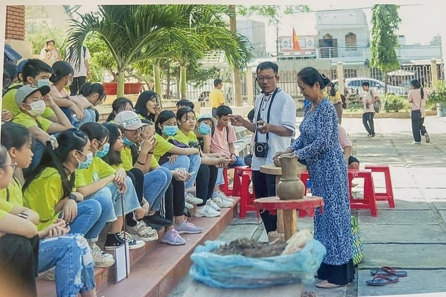 Nghệ nhân gốm Chăm duy nhất ở Lâm Đồng có sản phẩm đạt chuẩn OCOP 3 sao