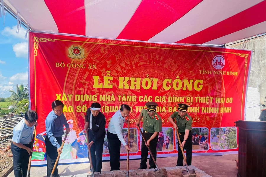 Bộ Công an khởi công 24 căn nhà tặng người dân Ninh Bình sau bão Bualoi