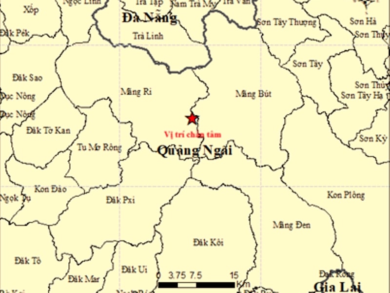 Quảng Ngãi: Động đất 4,9 độ, cán bộ xã xuống tất cả các thôn kiểm tra tình hình thiệt hại