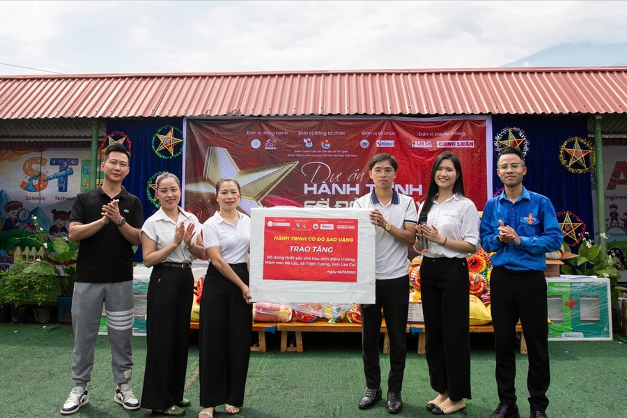 Mang Tết Trung thu ấm áp và ý nghĩa đến với học sinh vùng cao Lào Cai