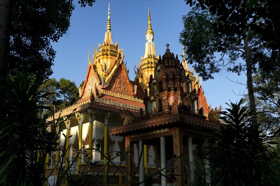 Prasat Kong - Ngôi chùa cổ nhất miền Tây