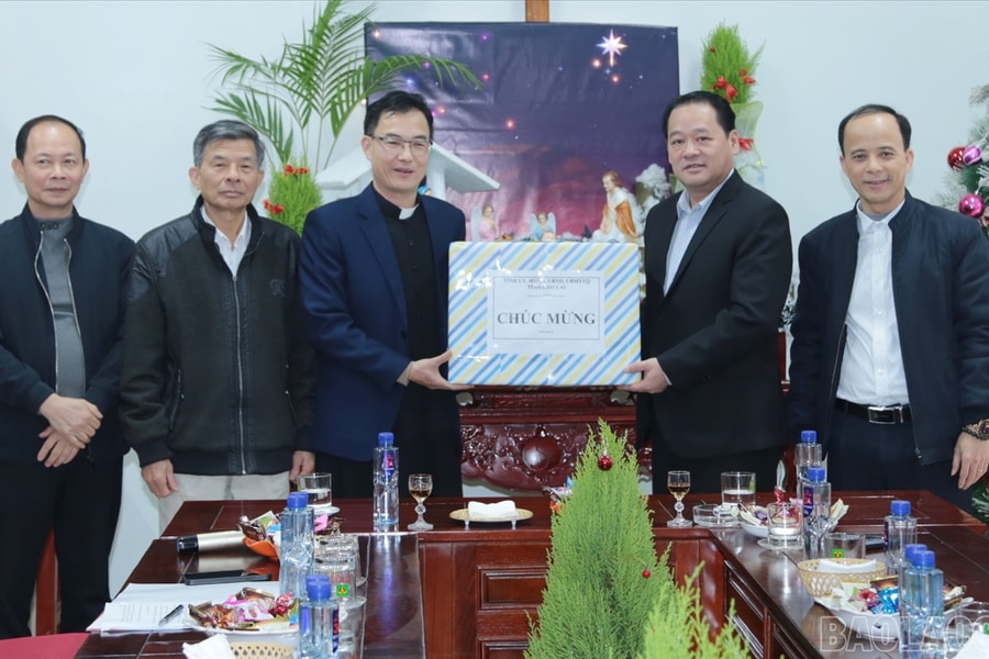 Phân cấp quản lý trong lĩnh vực tín ngưỡng, tôn giáo trên địa bàn tỉnh Lào Cai