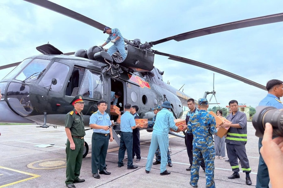 Nhiều chuyến bay cứu trợ khẩn cấp tại Lạng Sơn