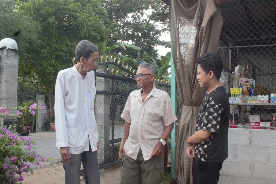 Tấm gương sáng trong vùng đồng bào Khmer dưới chân núi Cấm