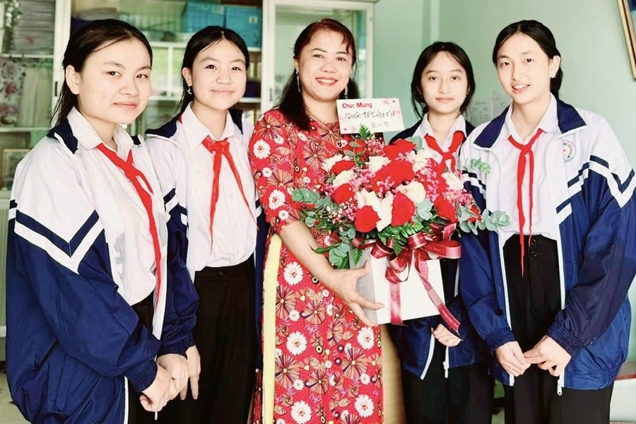 Người "gieo chữ” tâm huyết trên vùng cao Đăk Hà