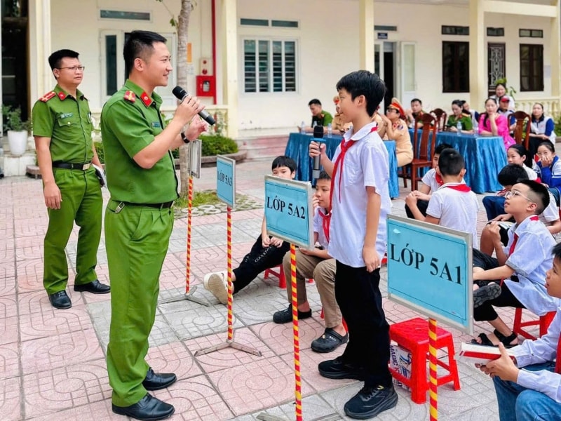 Thanh Hóa: Thiết lập "đường dây nóng" tiếp nhận phản ánh bạo lực học đường
