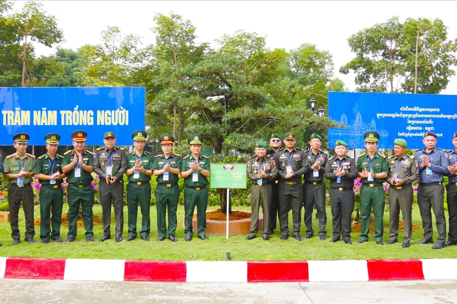 Khai mạc chương trình Giao lưu sĩ quan biên giới trẻ hai nước Việt Nam - Campuchia tại Tây Ninh