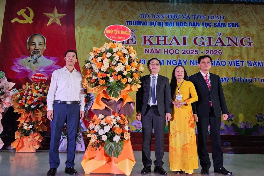 Trường Dự bị Đại học Dân tộc Sầm Sơn khai giảng năm học 2025 – 2026