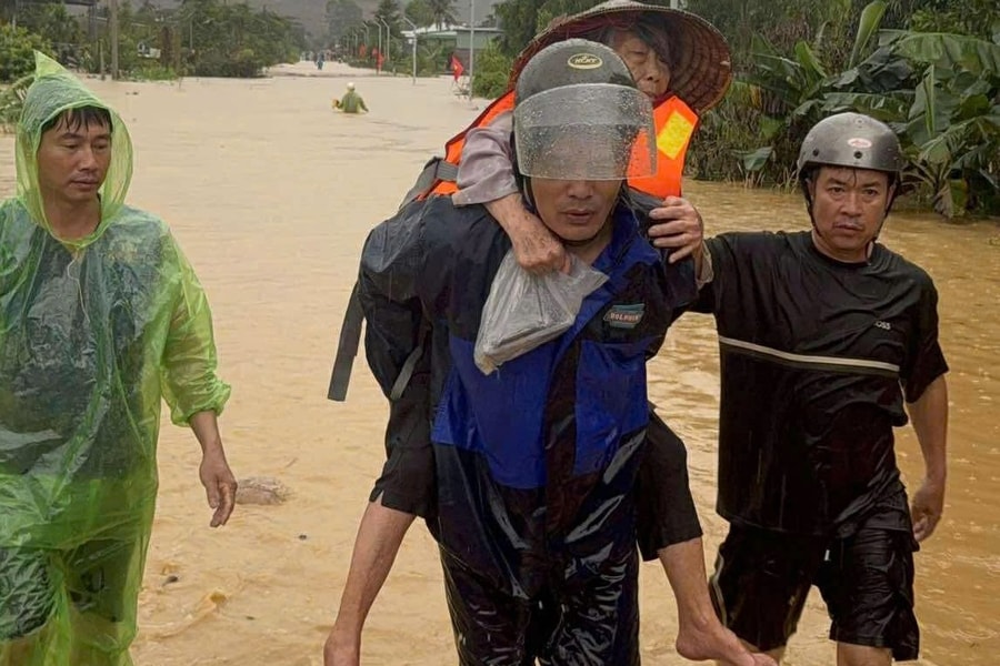 Đắk Lắk: Sơ tán khẩn cấp nhiều hộ dân do ngập lụt