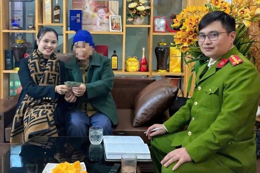 Thêm một thủ đoạn lừa đảo - “làm sổ hộ nghèo”