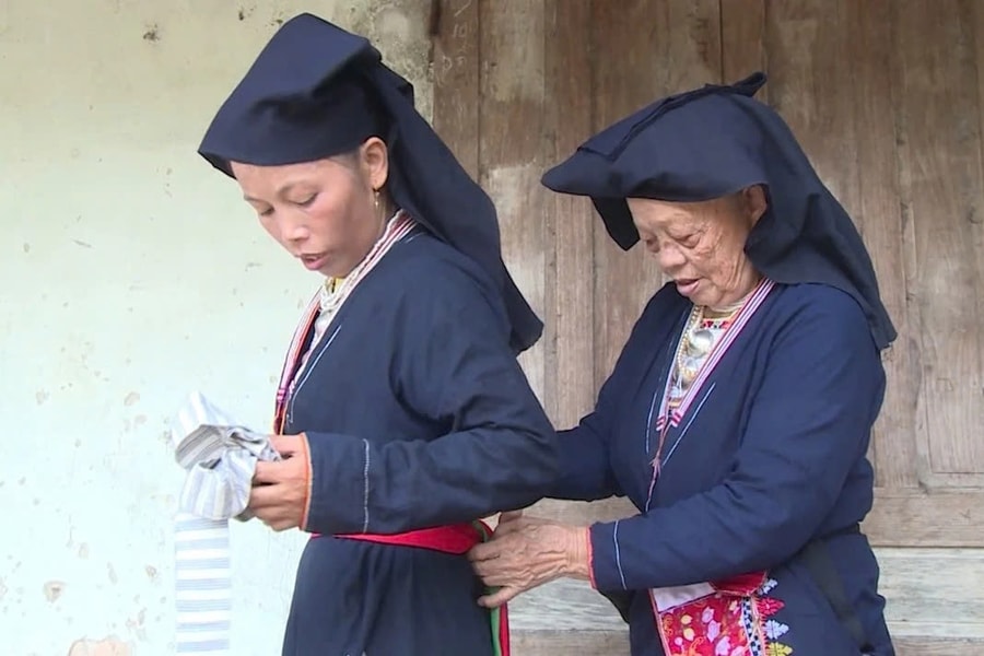 Trang phục truyền thống - “dấu ấn nhận diện” về dân tộc của đồng bào Dao Tam Đảo