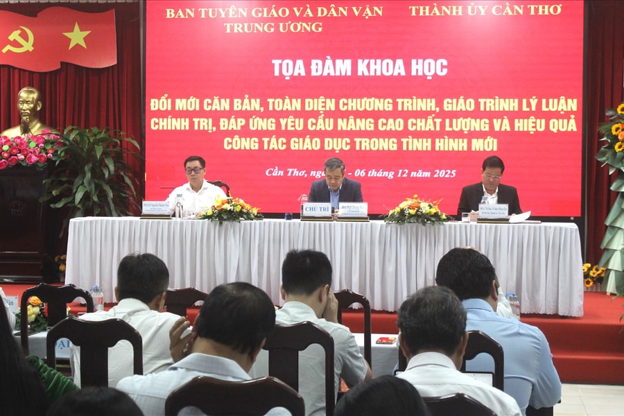 Bàn giải pháp đổi mới căn bản, toàn diện việc giảng dạy lý luận chính trị trong giáo dục