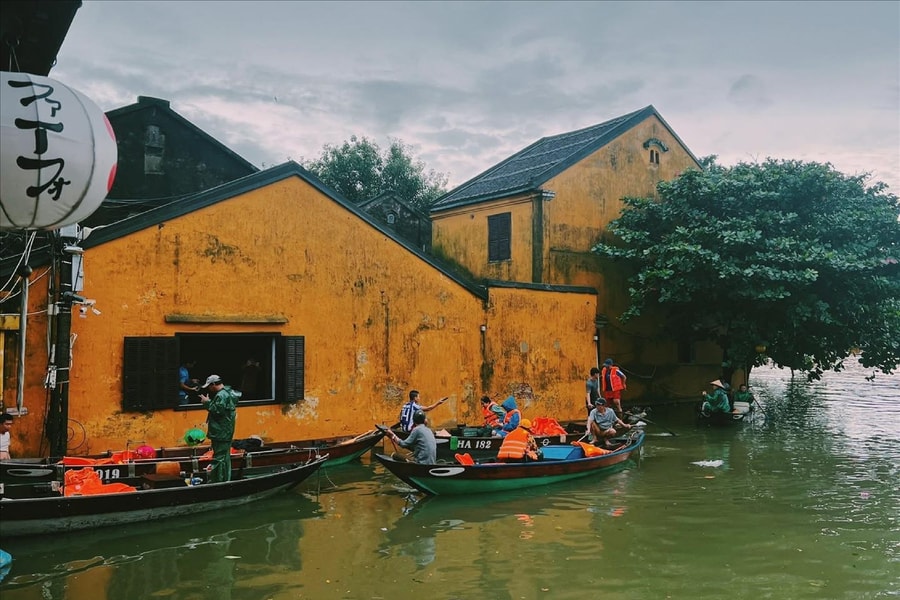 Tiếng "thở dài" từ những ngôi nhà cổ Hội An
