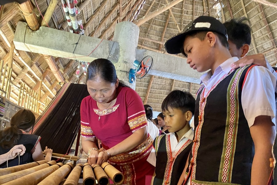 Quảng Ngãi: Tái hiện không gian sinh hoạt văn hóa đặc trưng của dân tộc Xơ Đăng