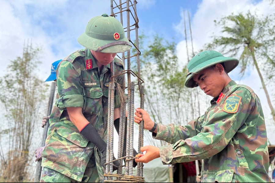 Hồi sinh vùng rốn lũ Đắk Lắk