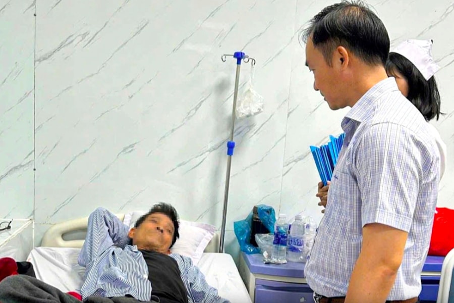 Quảng Ngãi: Khẩn trương điều tra xử lý vụ việc hàng trăm người ngộ độc do ăn bánh mì