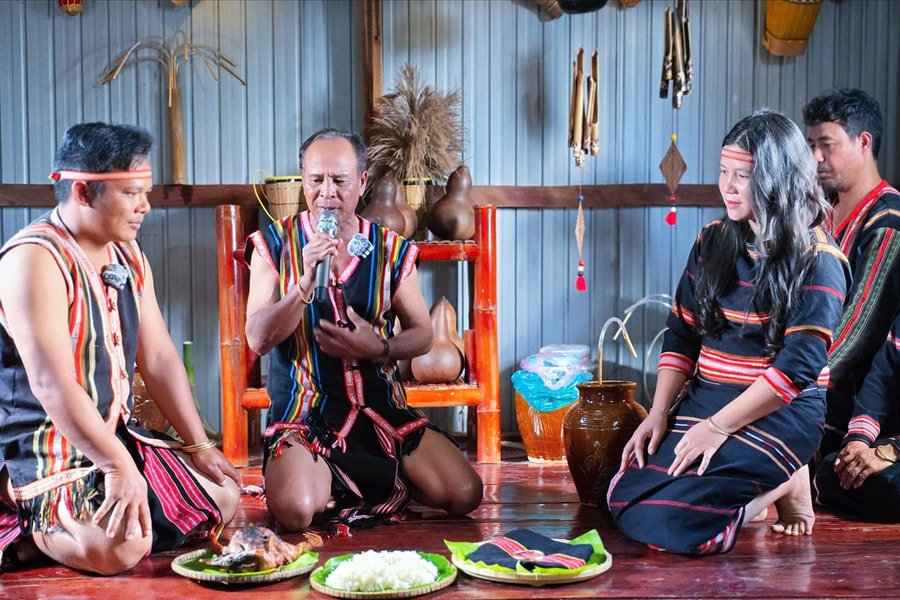 Tái hiện Lễ ăn hỏi của đồng bào Gia Rai trên cao nguyên Gia Lai