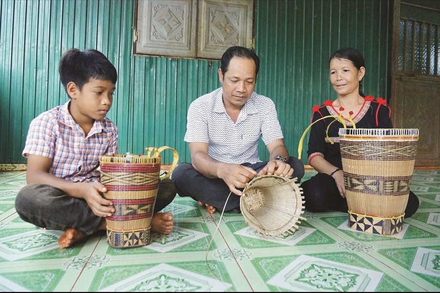 Những câu chuyện tình đẹp xuyên biên giới