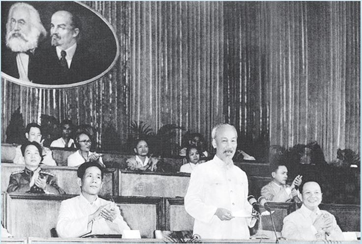 Cuốn sách “Bác Hồ với Đại hội Đảng” - nguồn tư liệu quý