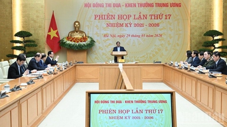 Thực hiện tốt các phong trào thi đua mới để huy động sức mạnh của cả hệ thống chính trị