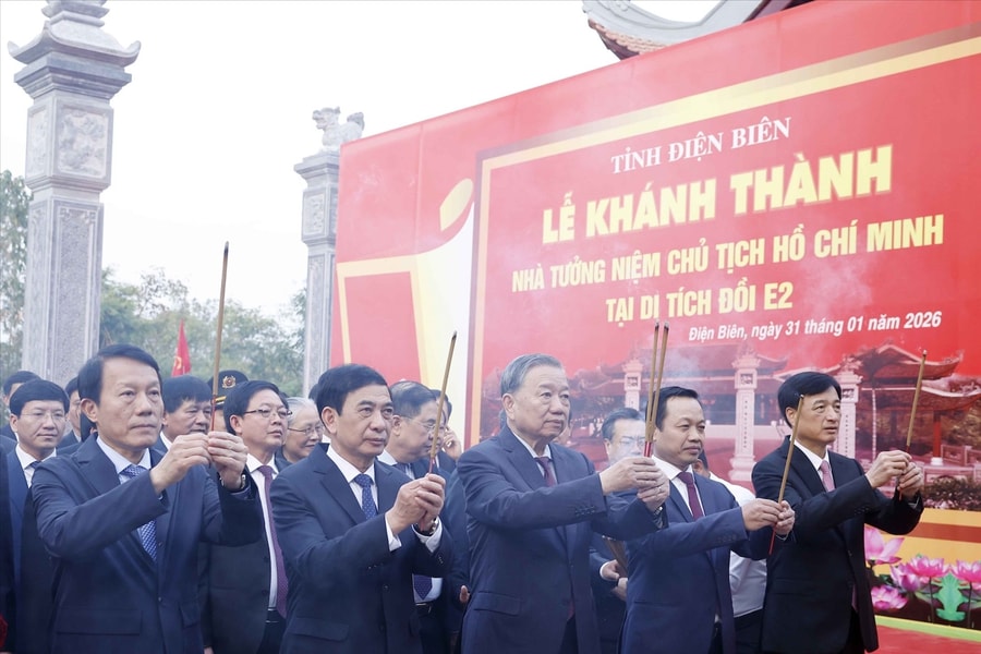Khánh thành Nhà tưởng niệm Chủ tịch Hồ Chí Minh tại Di tích đồi E2