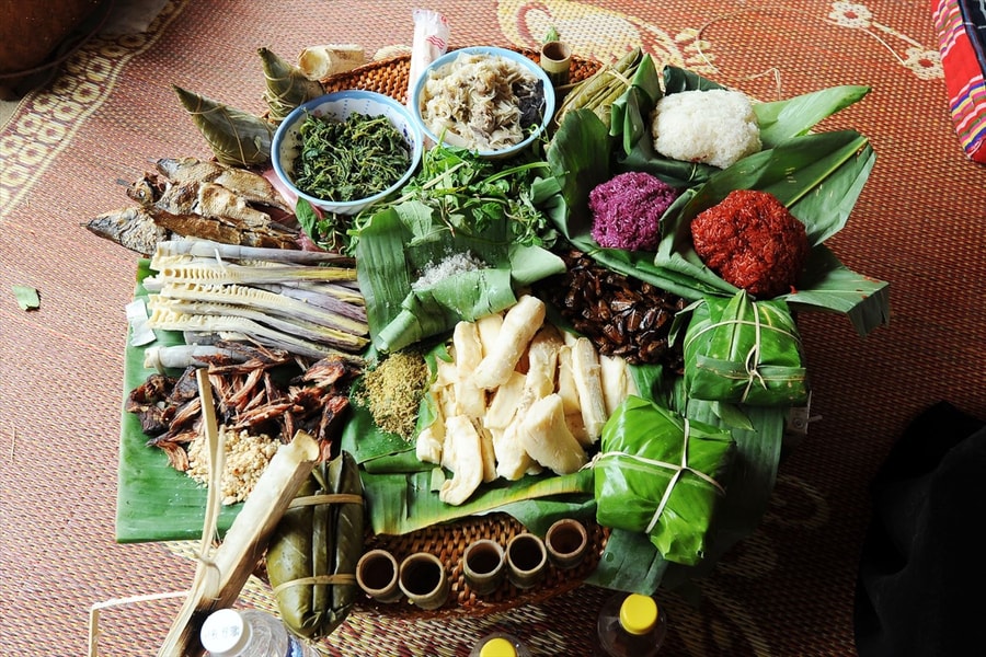 Hương vị Tết trong mâm cỗ của người Thái Sơn La