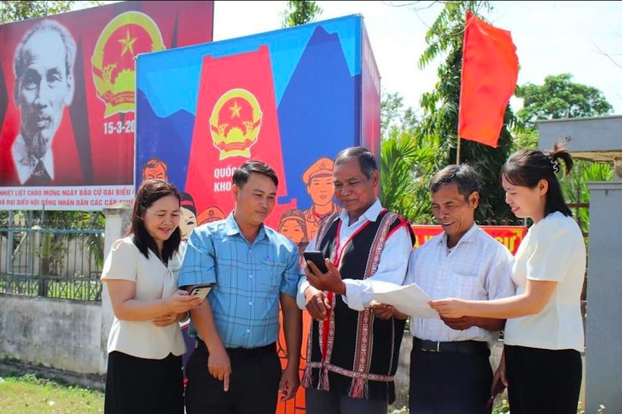 Tuyên truyền, vận động Nhân dân vùng đồng bào các tôn giáo, vùng đồng bào DTTS tham gia bầu cử