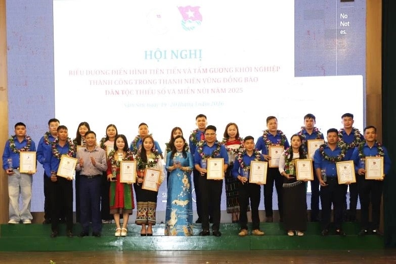 Tôn vinh 40 thanh niên khởi nghiệp tiêu biểu vùng cao xứ Thanh