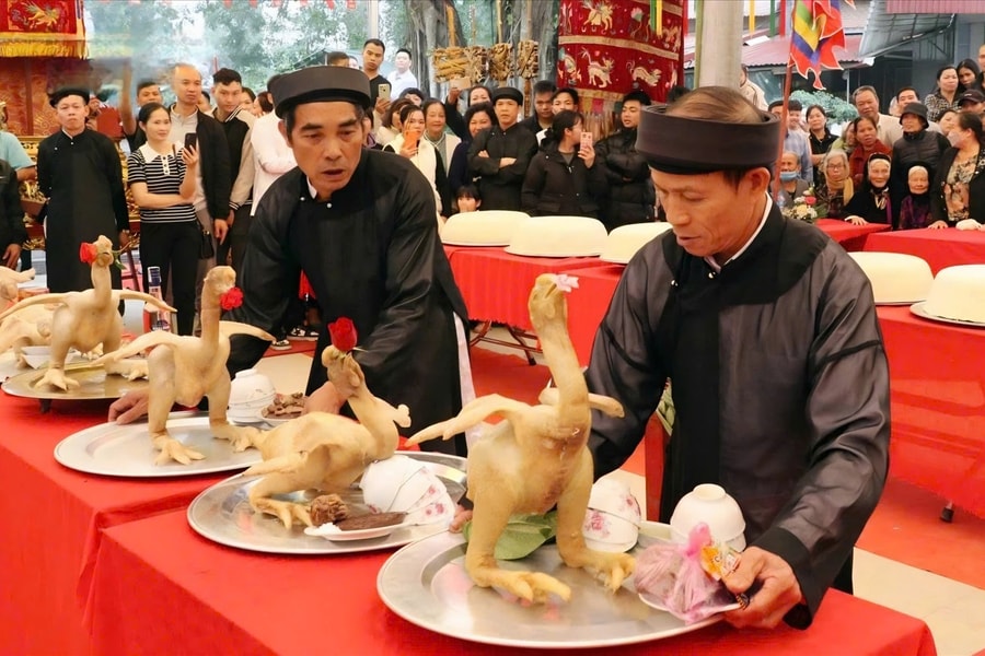 Đặc sắc “Lễ xôi - gà” nhập đình cho người bước vào tuổi 50 ở Bắc Ninh
