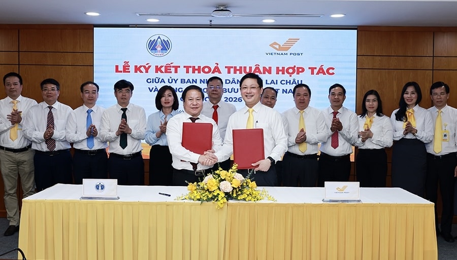 Tạo điều kiện thuận lợi cho người dân vùng khó khăn tiếp cận dịch vụ hành chính công