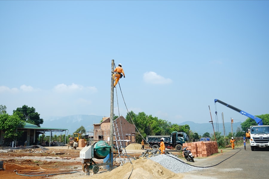 Người dân Ia Ly thoát khỏi nỗi ám ảnh sống bên bờ vực thẳm