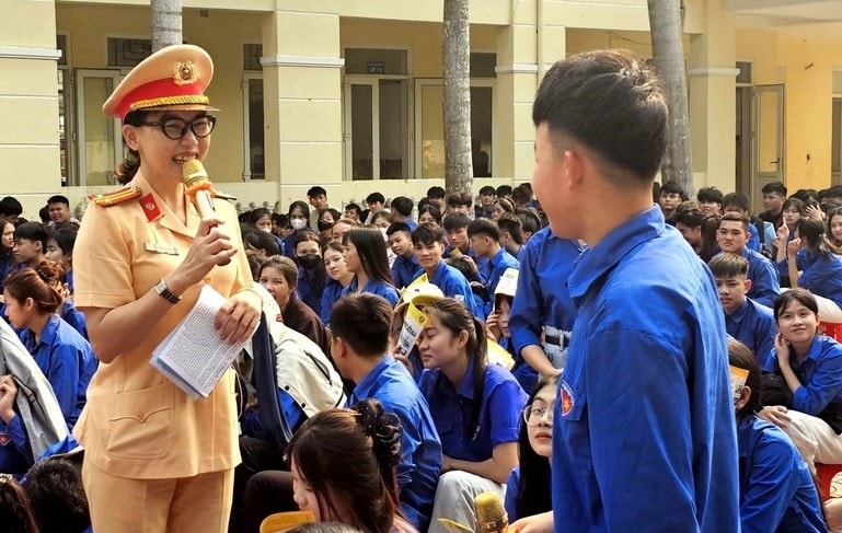 Nâng cao ý thức giao thông cho học sinh vùng cao Thanh Hóa