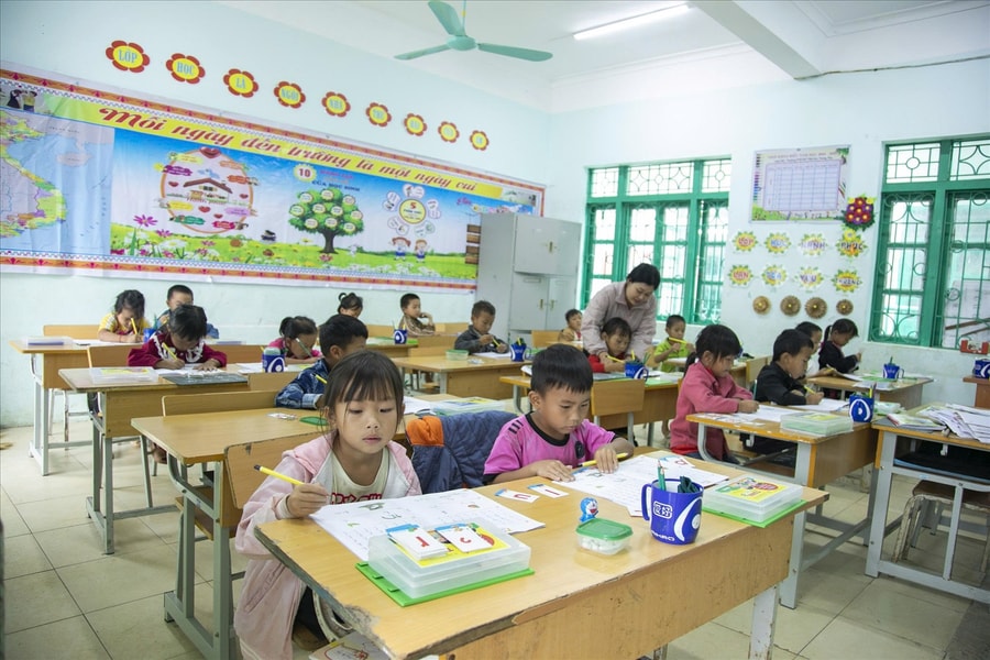 Từ năm 2029 miễn phí sách giáo khoa: Cơ hội lớn cho học sinh miền núi, vùng đồng bào DTTS