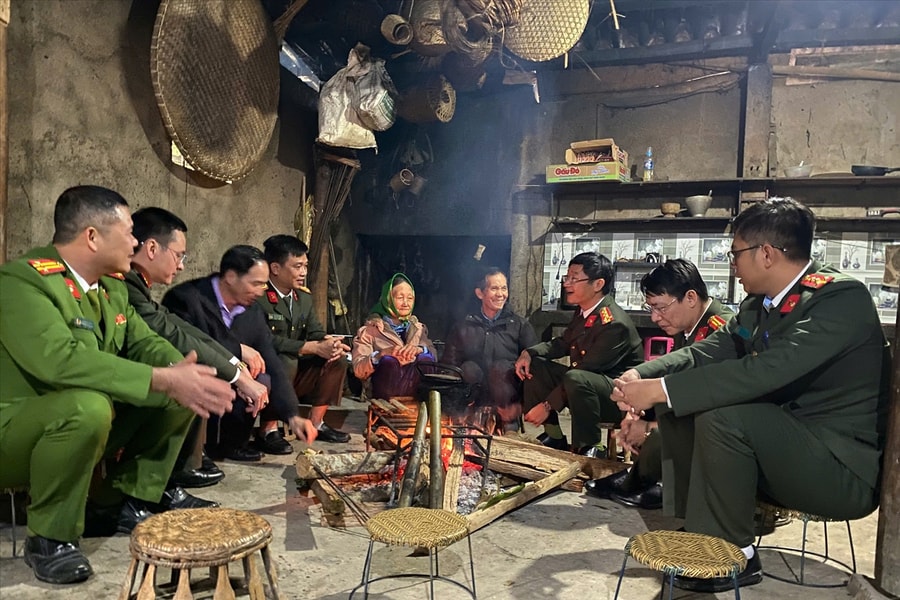 Mỗi cơ quan, đơn vị… là một “pháo đài” bảo vệ an ninh Tổ quốc