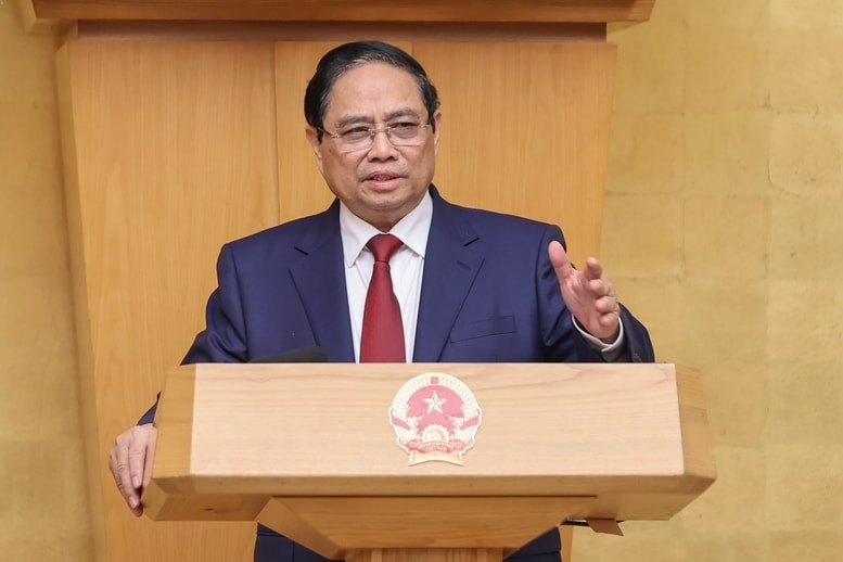 Thủ tướng: Kiên định mục tiêu tăng trưởng 2 con số; biến khó khăn, thách thức thành cơ hội tái cơ cấu nền kinh tế, nâng cao năng lực cạnh tranh