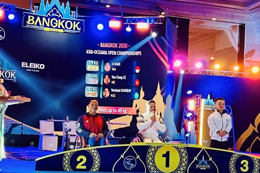 Lê Văn Công giành HCB châu Á 2026, khẳng định đẳng cấp tượng đài cử tạ người khuyết tật Việt Nam