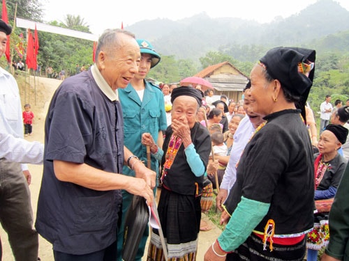 Vừ Chông Pao - “ngọn lửa” sáng mãi nơi rẻo cao xứ Nghệ!