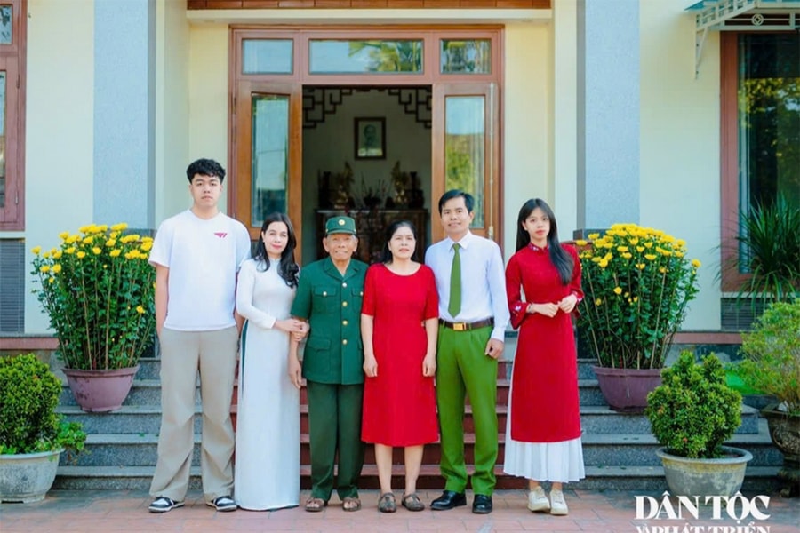 Huyền thoại về 3 Anh hùng trong một gia đình người Pa Cô mang họ Bác Hồ
