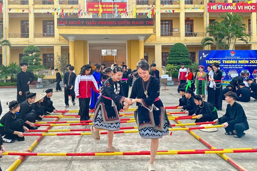 Khơi thông nguồn lực văn hóa DTTS bằng cơ chế mới: Giữ “căn cước văn hóa” giữa nhịp sống hiện đại (Bài 1)
