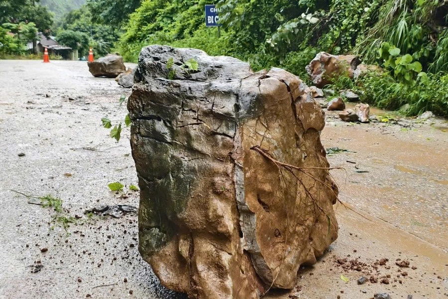 Mưa lớn kéo dài gây sạt lở, ngập úng nhiều nơi tại Lạng Sơn