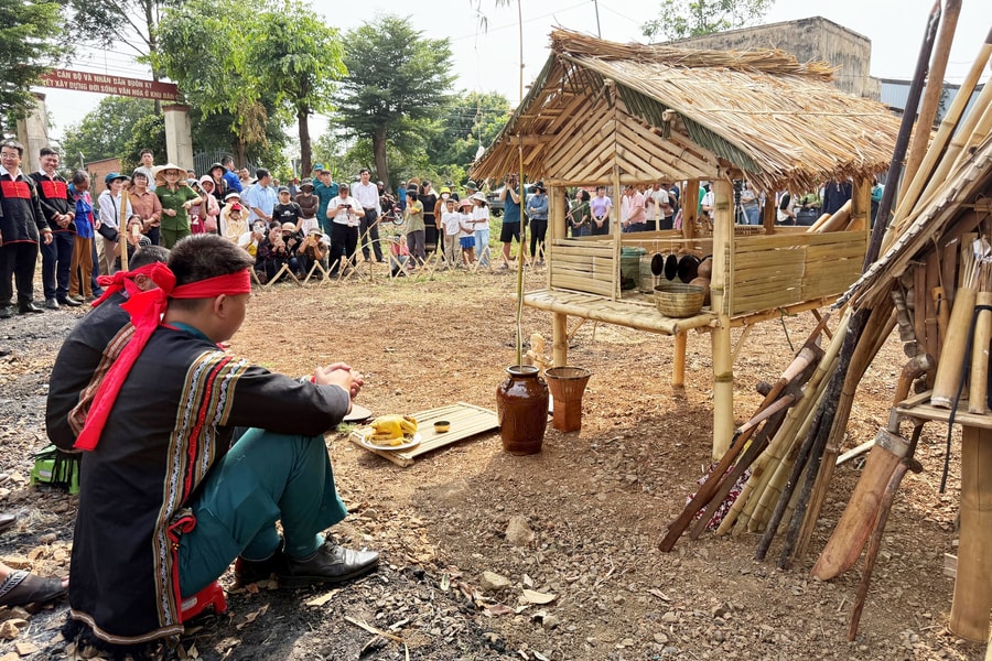 Gửi ước vọng vào tiếng chiêng mùa rẫy qua Lễ cầu mưa