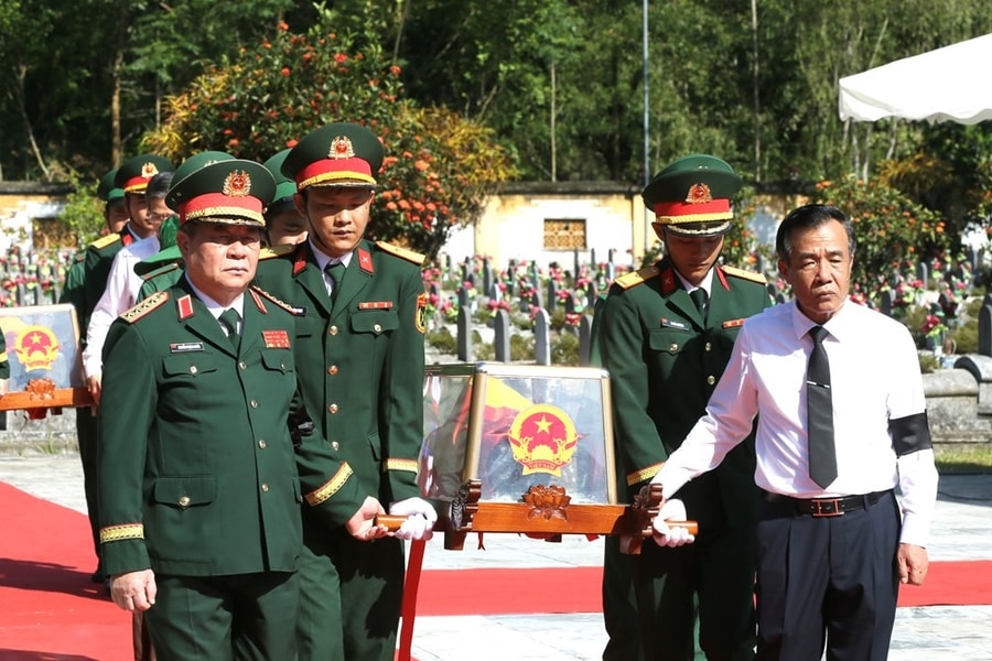 Thanh Hóa: Đón 19 Anh hùng liệt sĩ trở về với đất mẹ